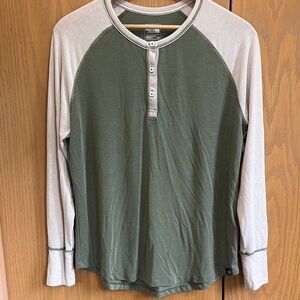 The Northface large green cream undershirt - two black spots